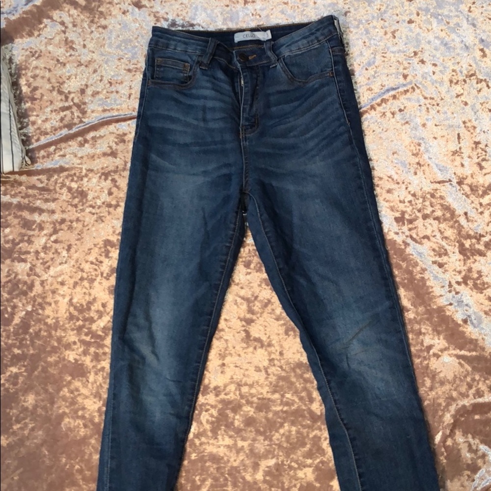 Jeans - Picture 2 of 5